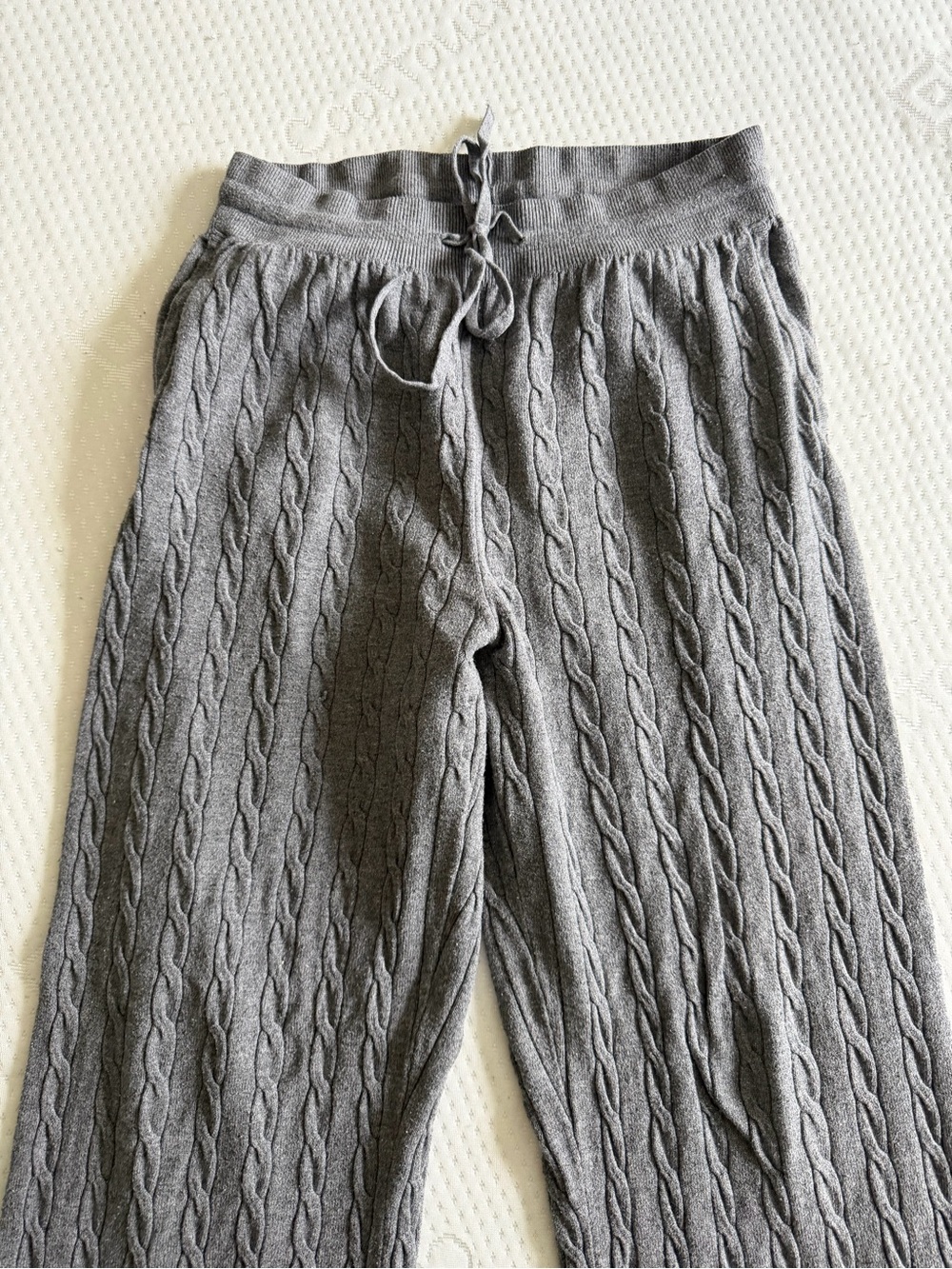 Uniqlo Ribbed Knit Cable Pants - Picture 5 of 9
